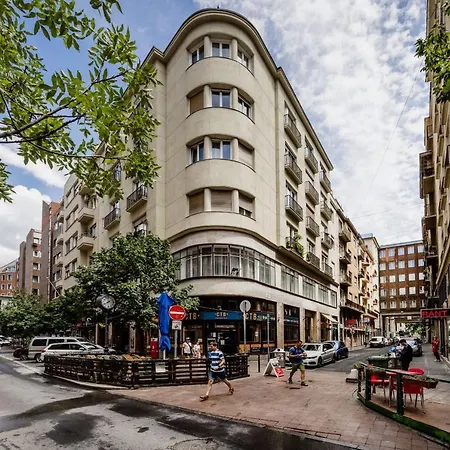 דירה De Luxe With Balcony In The Absolute Center *