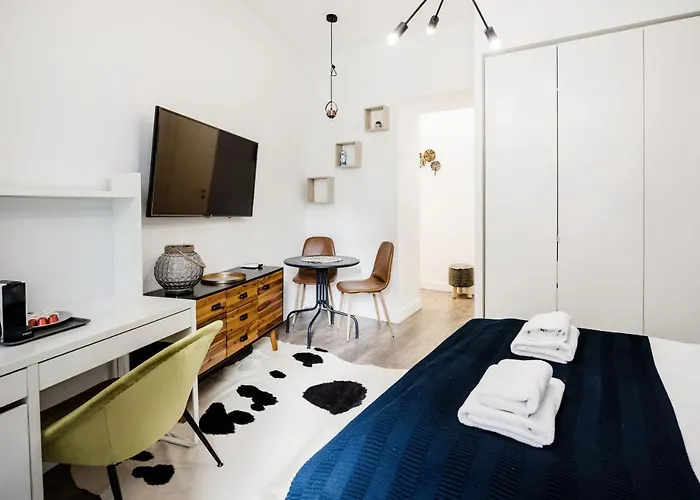 De Luxe With Balcony In The Absolute Center